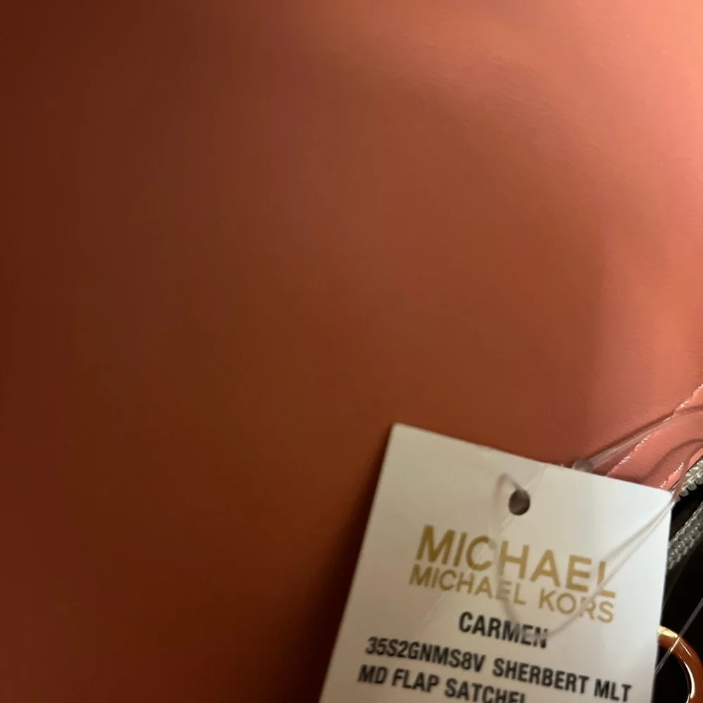 🆕. Michael Kors Pink Handbag with handle and strap New